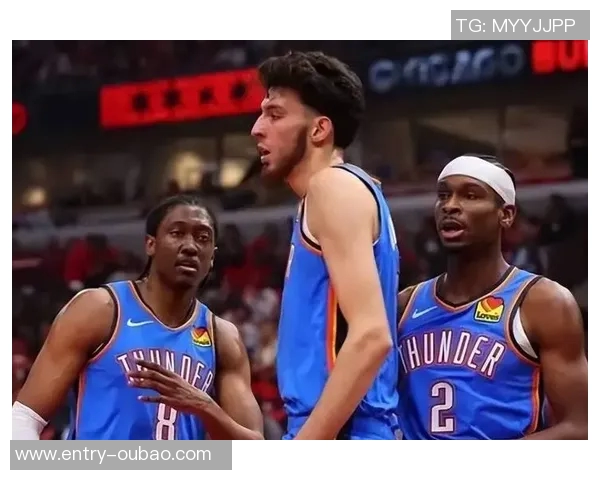 格雷森阿伦状态火热近三场场均24分助攻和抢断表现抢眼正负值高达19